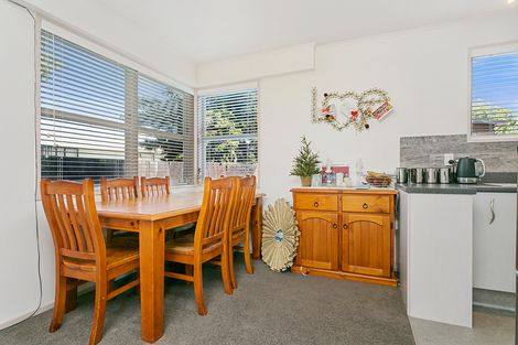 Photo of property in 308a Shakespeare Street, Leamington, Cambridge, 3432