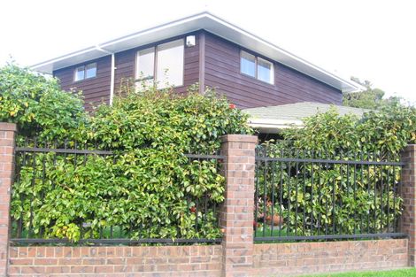 Photo of property in 106 Kings Crescent, Hutt Central, Lower Hutt, 5010