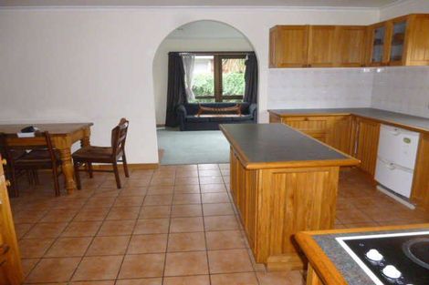 Photo of property in 200 Avonhead Road, Avonhead, Christchurch, 8042