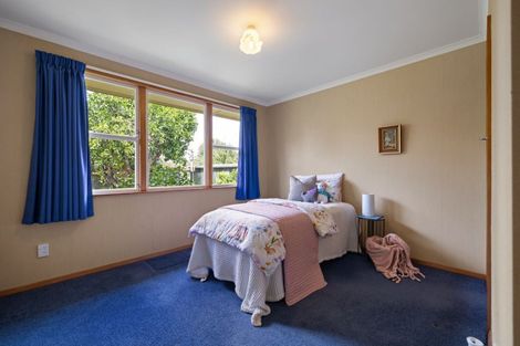 Photo of property in 23 Saint Albans Avenue, Hokowhitu, Palmerston North, 4410