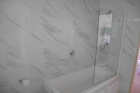 Photo of property in 1/3 Centaurus Road, Cashmere, Christchurch, 8022