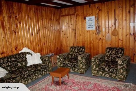 Photo of property in 1 Magdala Street, Kakanui, Oamaru, 9495