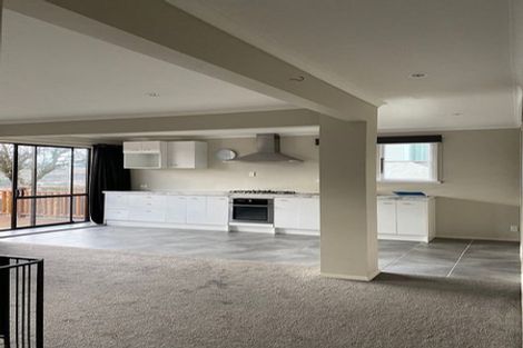 Photo of property in 10 Derby Street, Green Island, Dunedin, 9018