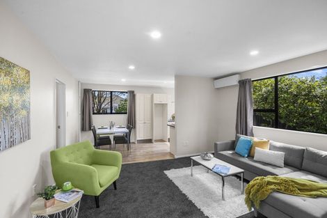 Photo of property in 2/35 Carnarvon Street, Linwood, Christchurch, 8062