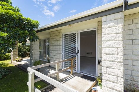 Photo of property in 12b Goldsmith Street, Elgin, Gisborne, 4010