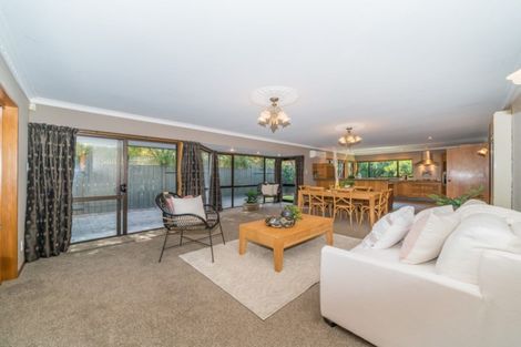 Photo of property in 4 Dresdan Court, Hokowhitu, Palmerston North, 4410