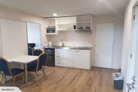 Photo of property in Empire Apartments, 1520/21 Whitaker Place, Grafton, Auckland, 1010