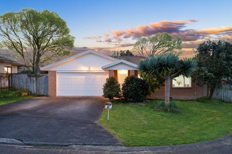 Photo of property in 17 Greenberry Drive, Ranui, Auckland, 0612