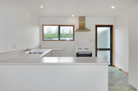 Photo of property in 37 Peverel Street, Riccarton, Christchurch, 8041