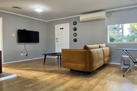 Photo of property in 74 Peacockes Road, Fitzroy, Hamilton, 3206