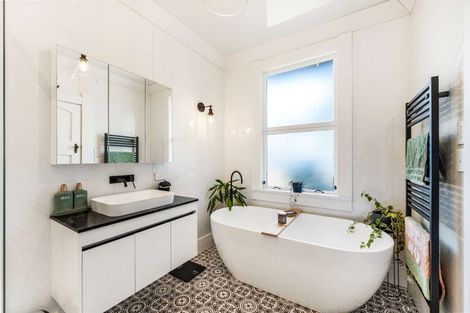 Photo of property in 6 Kerwood Place, Gore, 9710