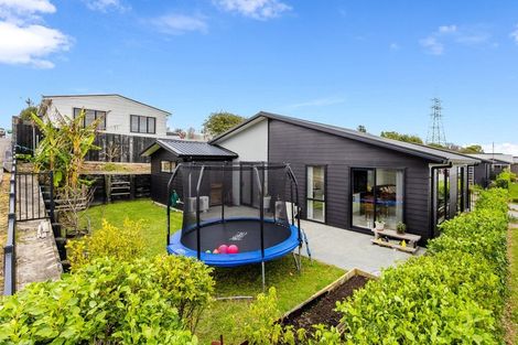 Photo of property in 1 Tuaraki Drive, Wellsford, 0900