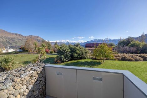 Photo of property in 23 Waimana Place, Wanaka, 9305