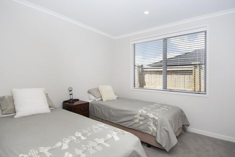 Photo of property in 16 Cassinia Close, Papamoa Beach, Papamoa, 3118