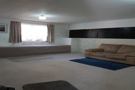 Photo of property in 208 Don Buck Road, Massey, Auckland, 0614