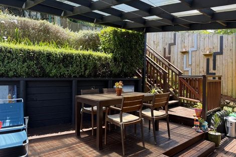 Photo of property in 108 Mountbatten Avenue, Hillcrest, Auckland, 0627