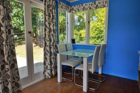 Photo of property in 42 Selwyn Crescent, Forrest Hill, Auckland, 0620