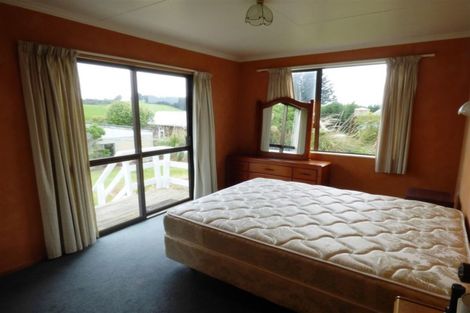 Photo of property in 16 Kamahi Street, Kaka Point, Balclutha, 9271