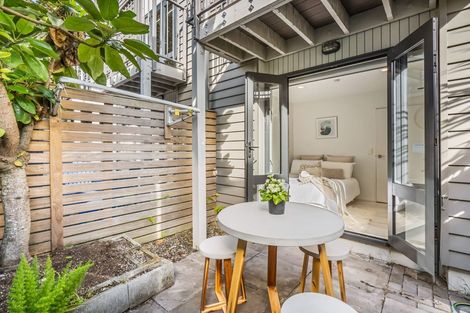 Photo of property in 16 Dovedale Place, Parnell, Auckland, 1010