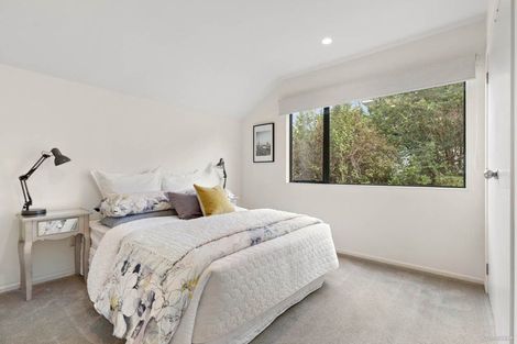 Photo of property in 2/27 Commodore Parry Road, Castor Bay, Auckland, 0620