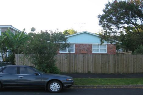 Photo of property in 1/17 Mount Carmel Place, Meadowbank, Auckland, 1072