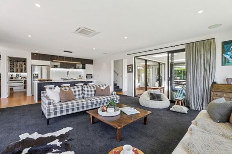 Photo of property in 5 Clearview Street, Wanaka, 9305