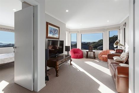 Photo of property in 21 Aspiring Terrace, Aotea, Porirua, 5024