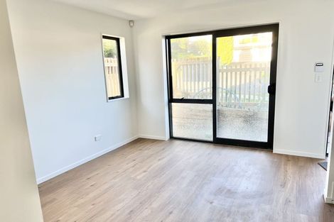 Photo of property in 2/5 Chevis Place, Pakuranga, Auckland, 2010