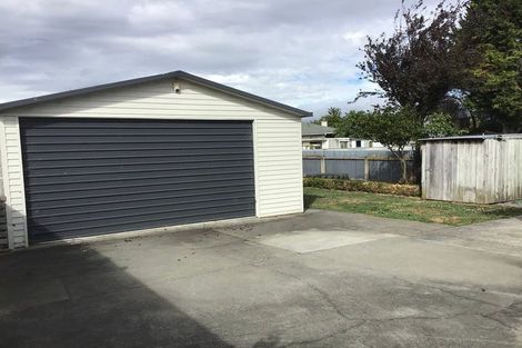Photo of property in 99 Shamrock Street, Takaro, Palmerston North, 4412