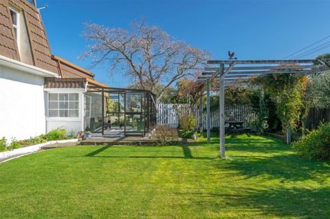 Photo of property in 11 Holdaway Street, Riversdale, Blenheim, 7201