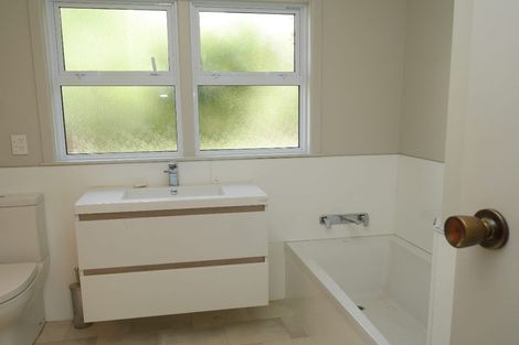 Photo of property in 369 Te Moana Road, Waikanae, 5036