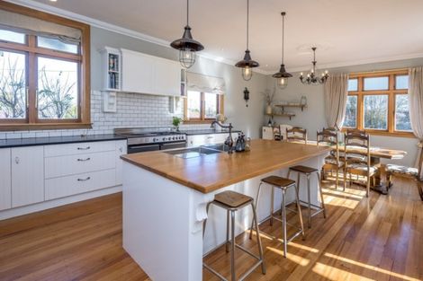 Photo of property in 97 Weraroa Road, Levin, 5510