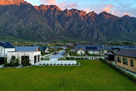 Photo of property in 20 Woolshed Road, Jacks Point, Queenstown, 9371