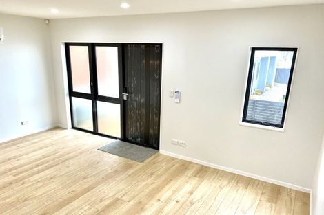 Photo of property in 8/6 Kereru Street, Henderson, Auckland, 0612