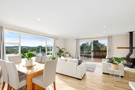 Photo of property in 15 Foster Crescent, Snells Beach, 0920