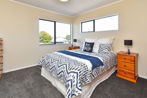 Photo of property in 153 Finlayson Avenue, Clendon Park, Auckland, 2103