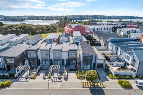 Photo of property in 11 Spotted Dove Road, Hobsonville, Auckland, 0616