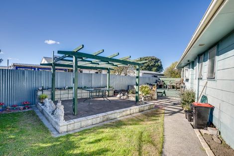 Photo of property in 68 Tait Drive, Greenmeadows, Napier, 4112