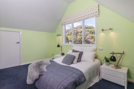 Photo of property in 18 Middleton Road, Johnsonville, Wellington, 6037