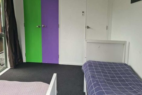 Photo of property in 2/224 Forrest Hill Road, Forrest Hill, Auckland, 0620