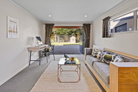 Photo of property in 9 Tirimoana Place, Te Awanga, 4102