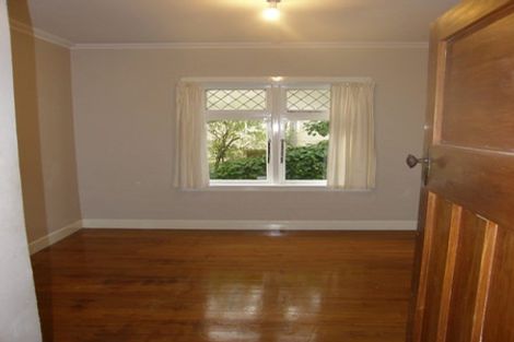 Photo of property in 24 Imperial Terrace, Melrose, Wellington, 6022