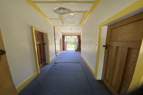 Photo of property in 69 Norway Street, Kelburn, Wellington, 6012