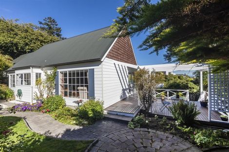 Photo of property in 4 Lady Polson Lane, Cashmere, Christchurch, 8022