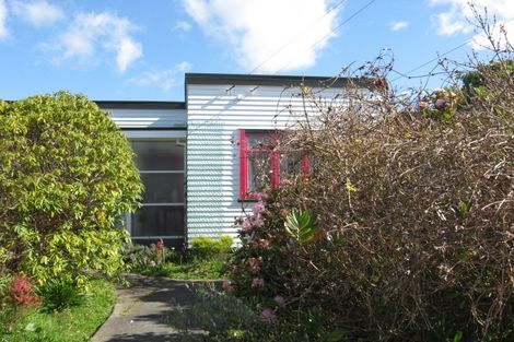 Photo of property in 64 Bledisloe Crescent, Wainuiomata, Lower Hutt, 5014