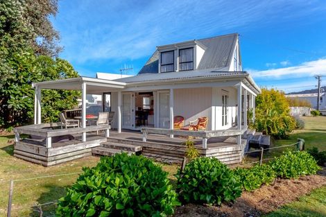 Photo of property in 1 Manaia Road, Tairua, 3508