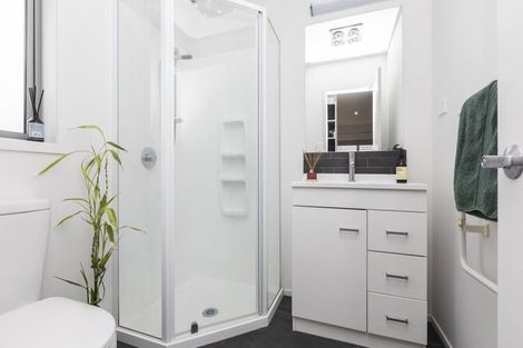 Photo of property in 18 Makawe Roa Street, Marshland, Christchurch, 8083