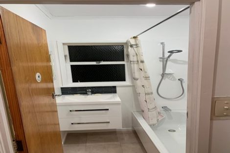 Photo of property in 1/55 Pakuranga Road, Pakuranga, Auckland, 2010