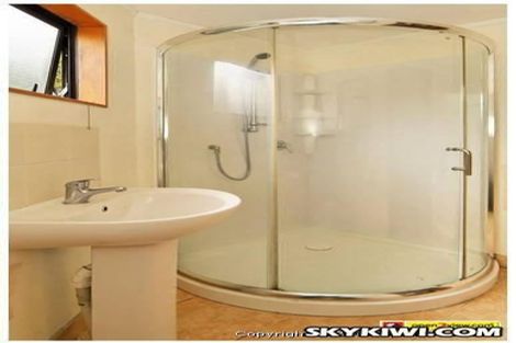 Photo of property in 7 George Laurenson Lane, Mount Roskill, Auckland, 1041