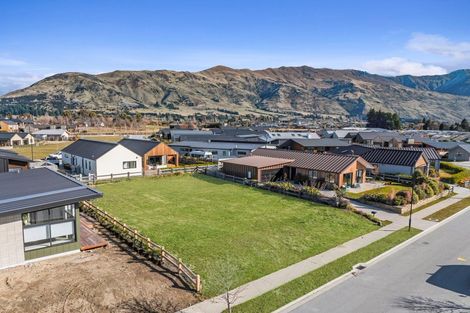 Photo of property in 18 Campbell Road, Wanaka, 9305